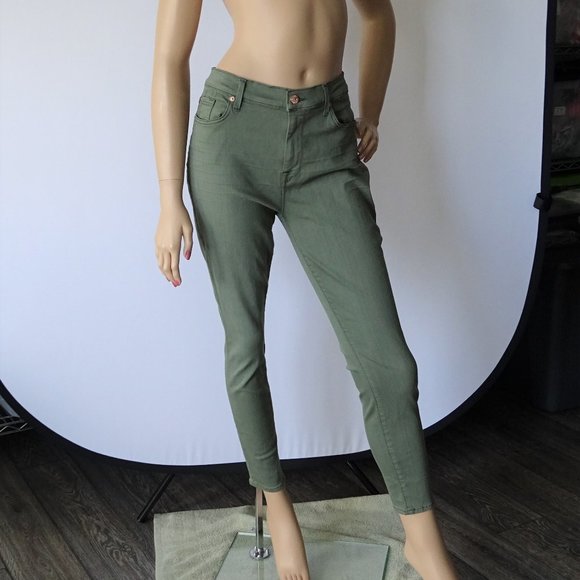 7 For All Mankind Denim - NWT 7 For All Mankind High Waist Ankle Skinny
